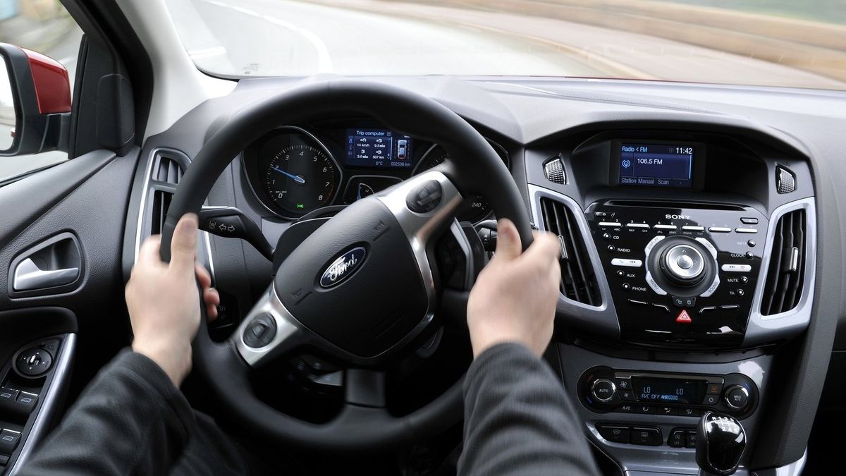 Ford Focus już w 2011 roku otrzymał elektryczne wspomaganie kierownicy.