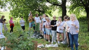 Rzeszów dołączył do XXV Ogólnopolskiego Tygodnia Czytania Dzieciom lekturą "Lokomotywy" Juliana Tuwima na Dworcu Kolejowym Rzeszów Główny