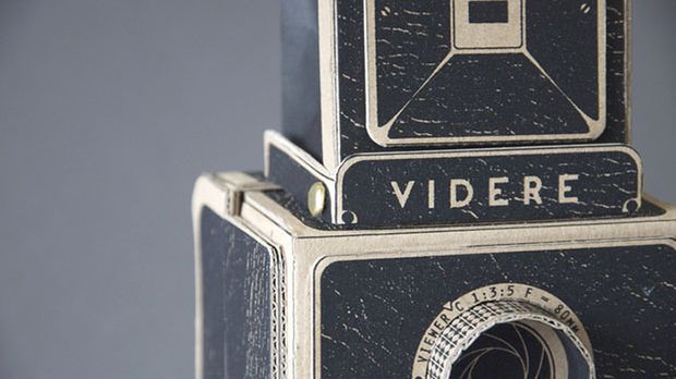 Zbuduj sobie lustrzankę dwuobiektywową z kartonu 1