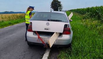 To nie fotomontaż. 30-latek się tłumaczył. Oto finał
