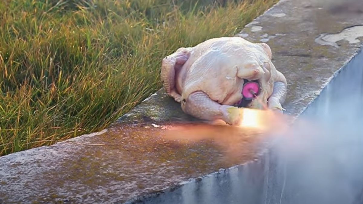 Niebezpieczne petardy. Eksperyment
