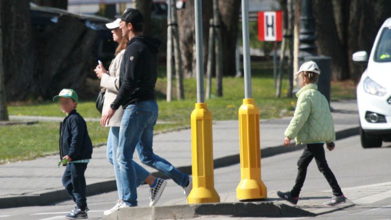 Rodzinny wypad nad morze Pauliny Krupińskiej i Sebastiana Karpiel-Bułecki