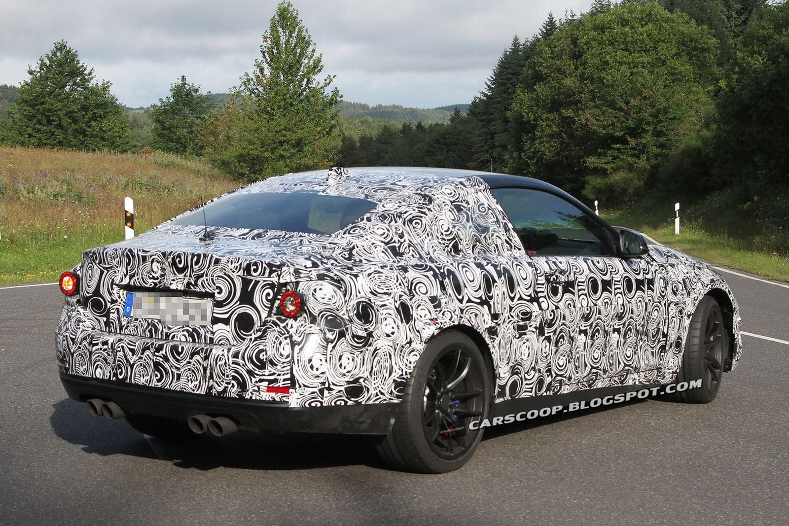 2013/2014 BMW M3 Coupe/M4 - zdjęcie szpiegowskie (źródło: Carscoop)