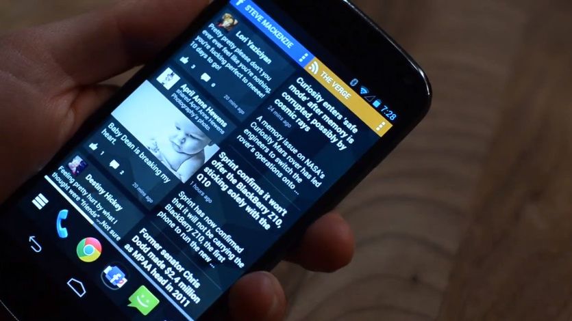 W skrócie: Chameleon Launcher na smartfony z Androidem,  HTC One dostępny w kwietniu, odświeżony iOS 1