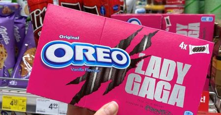 Ciasteczka w opakowaniu zaprojektowanym przez Lady Gagę. Żabka ogłasza "premiery"