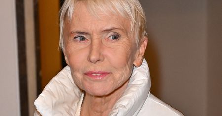 Ewa Błaszczyk przekazała nowe wieści o córce, która od 25 lat jest w śpiączce. "Rozpoznaje moje kroki"
