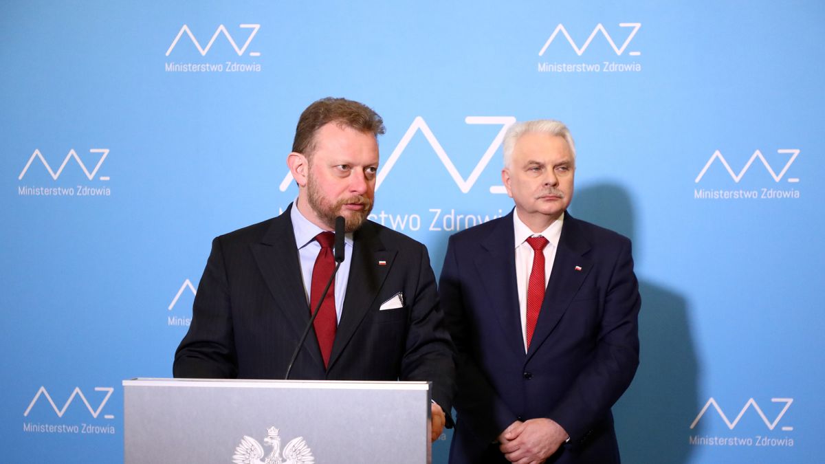 Uwaga na fałszywą stronę Ministerstwa Zdrowia, fot. Piotr Molecki/East News