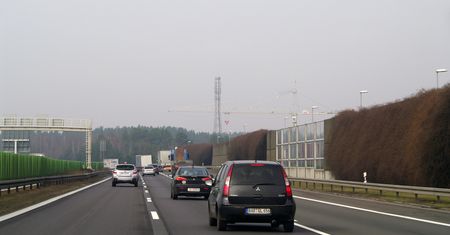 Prywatni koncesjonariusze autostrad chcą systemu elektronicznego, ale blokuje ich rząd
