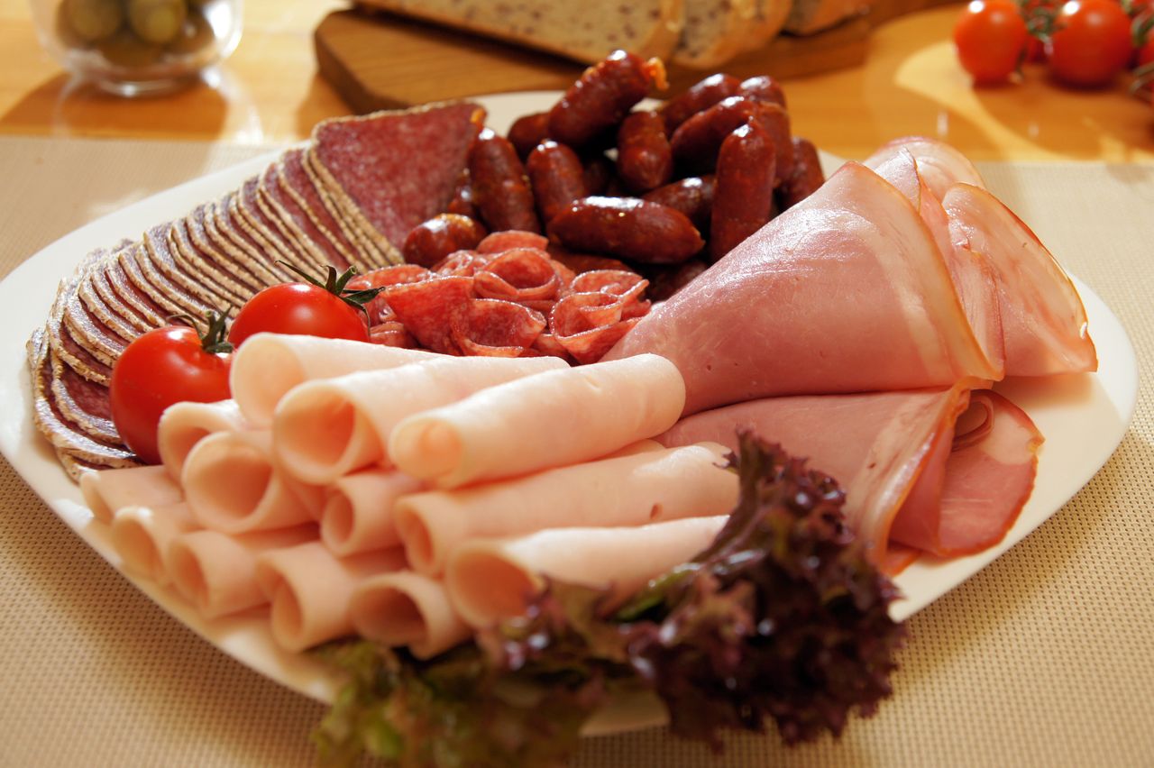 How to properly store cold cuts?