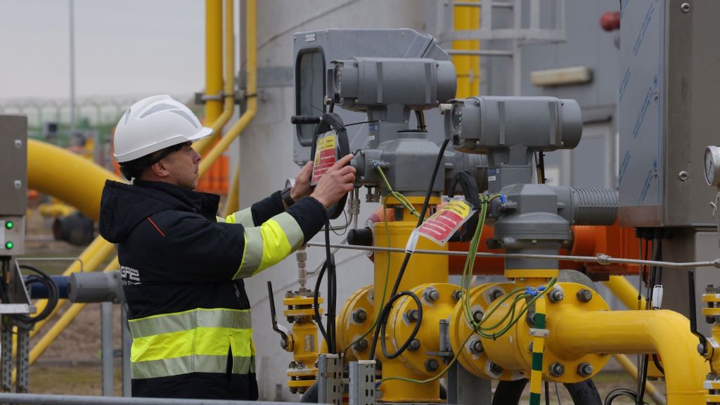 Baltic Pipe Pipeline Completion Event
GOLENIOW, POLAND - SEPTEMBER 27: A worker of Polish natural gas company Gaz System stands among pipes at a compressor station of the new Baltic Pipe natural gas pipeline on the day of the pipeline's official opening on September 27, 2022 near Goleniow, Poland. The new pipeline connects Norwegian natural gas fields in the North Sea with Denmark and Poland. Countries across Europe are seeking to expand their natural gas supplies as they pivot away from imports of natural gas from Russia. (Photo by Sean Gallup/Getty Images)
Sean Gallup