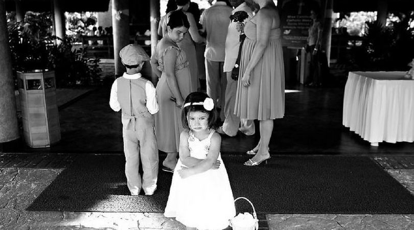 Dziewczynka nie jest zadowolona z zaistniałej sytuacji