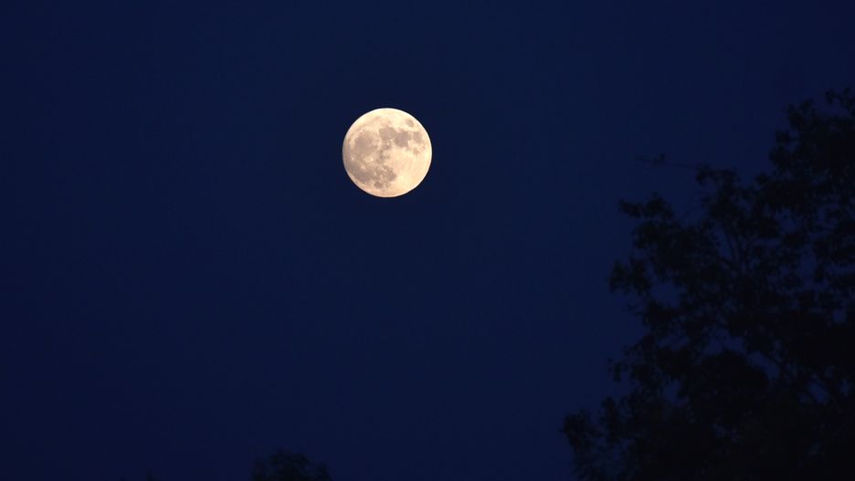 Pełnia Księżyca październik. Zbieg wyjątkowych zjawisk astronomicznych
