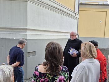 Spacerkiem po Morzysławiu. Zwiedzili m.in. kościół i cmentarz