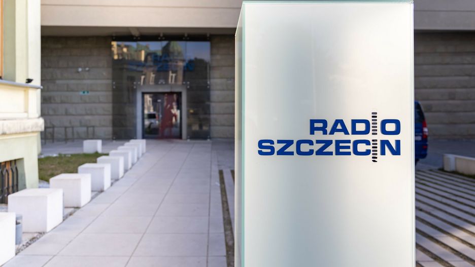 Siedziba Radia Szczecin oblana czerwon? farb?
08.03.2023 Szczecin Radio Szczecin Siedziba Radia oblana czerwona farba
Fot Sebastian Nowik/REPORTER
Sebastian Nowik/REPORTER