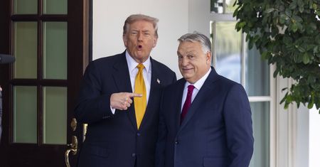 Trump oficjalnie popiera Orbána, a Fidesz i tak się tłumaczy