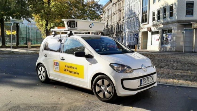 Pojazd kontrolujący ulice Szczecina