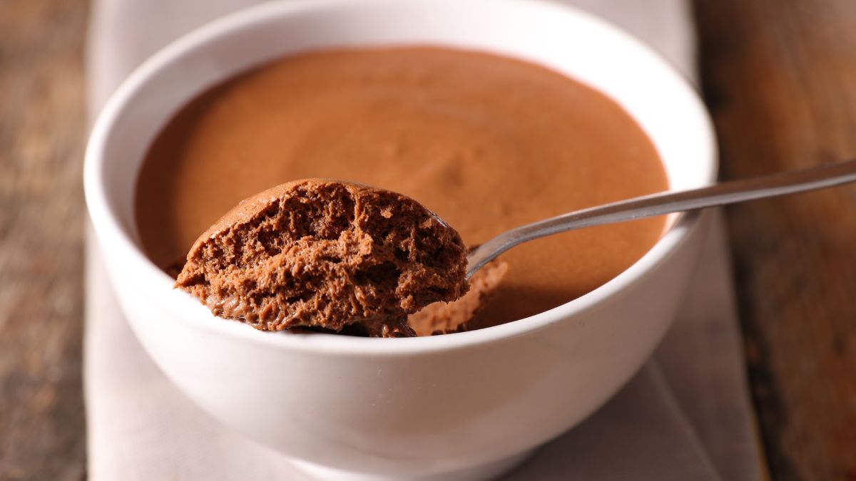 Czekoladowa pianka, czyli przepis na najlepszy deser czekoladowy.