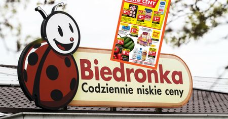 Biedronka nie składa broni. Tak uderzyła w Lidla w nowej gazetce