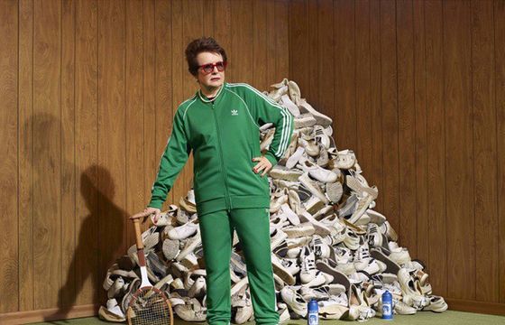 Billie Jean King w reklamie Adidasa ma zachęcić młode dziewczyny, by nie rezygnowały ze sportu (wideo)