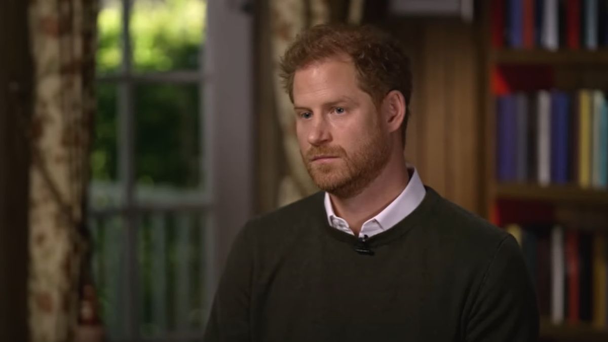 Książę Harry nie będzie zachwycony tym, co czytelnicy robią z jego autobiografią. A może ucieszy się, że książka dobrze się sprzedaje?