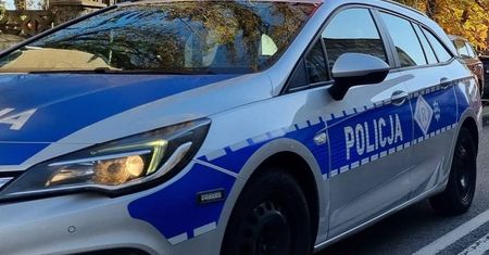 Brutalna napaść na dworcu. Obok przechodził policjant