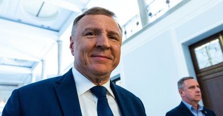 Zdjęcia mówią wiele. Kurski opuścił Kaczyńskiego?