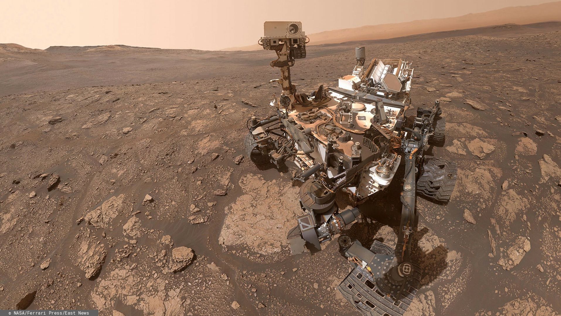 Łazik Curiosity mógl niszczyć ważne dowody na Marsie?
