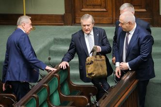 PiS ściga się z zimą. Dołącza do obrad Sejmu drugi projekt dotyczący cen prądu