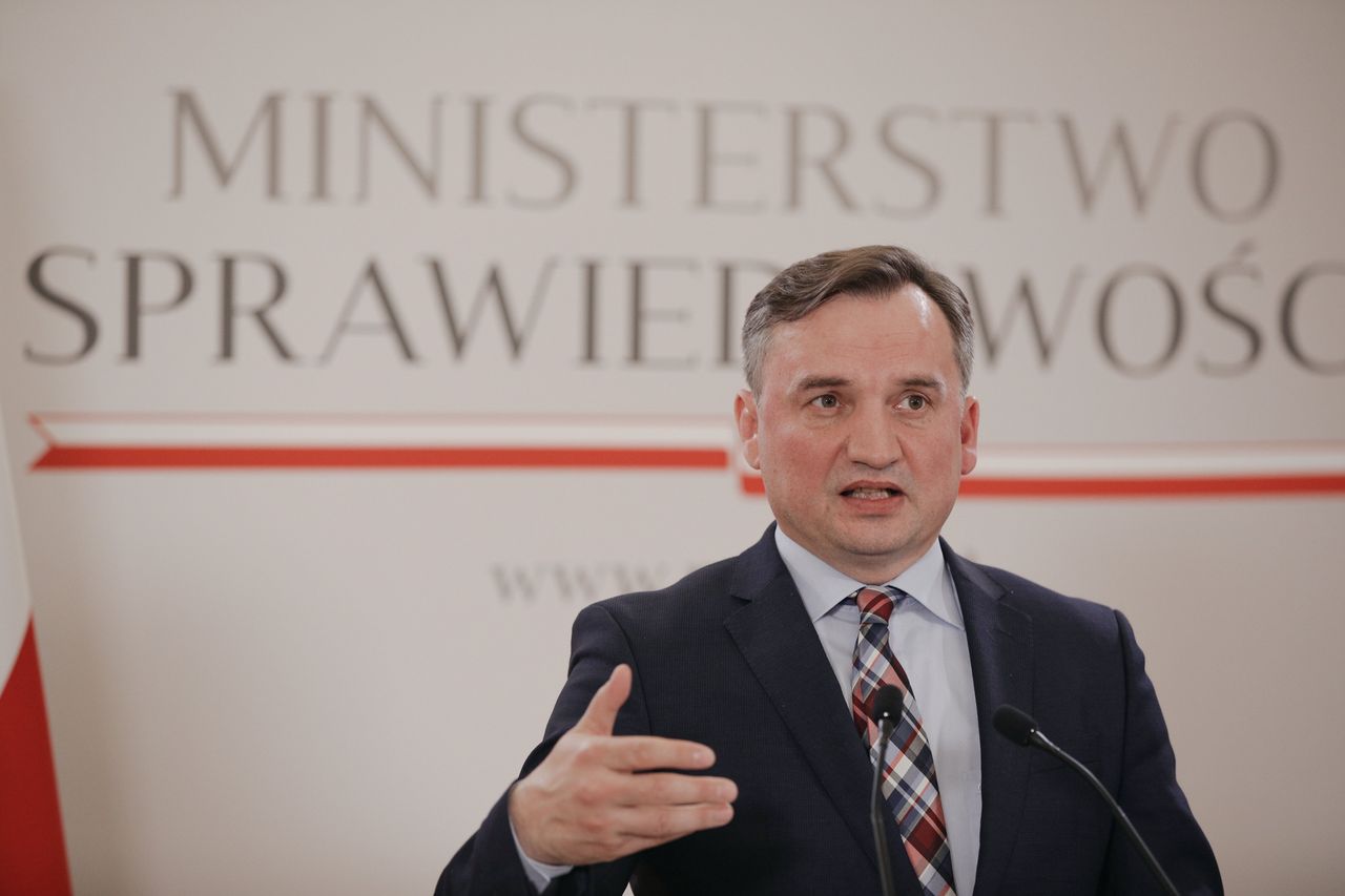 Wyrok ETPC ws. polskich sędziów. Ministerstwo Sprawiedliwości o decyzji "nacechowanej politycznie" 