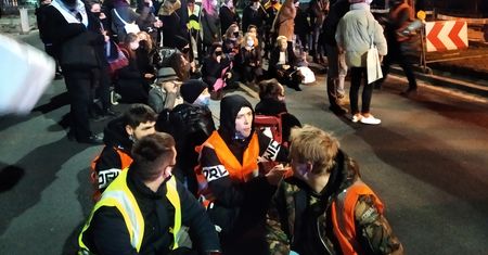 Strajk Kobiet. Wrocław. Policja tłumaczy się ze środowych działań. Zapowiada wnioski o ukaranie do sądu