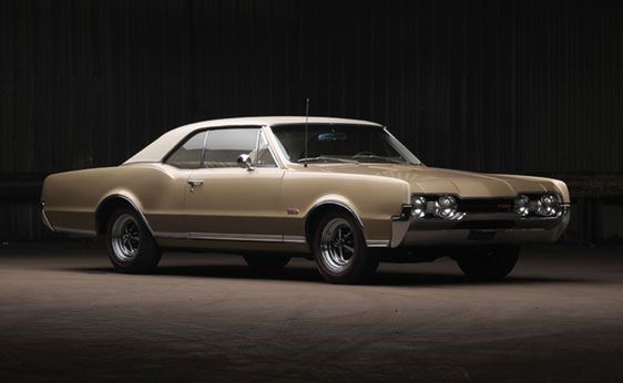 1967 Oldsmobile 4-4-2 Holiday Coupe