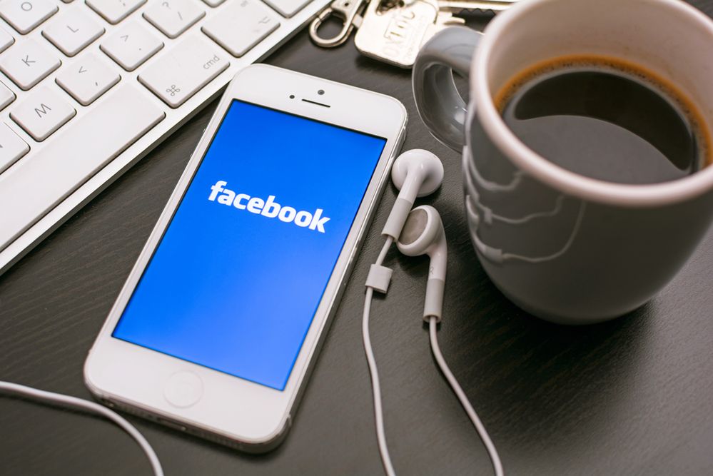 Co by było, gdyby nagle padł Facebook? Ekspert mówi, że III wojna światowa