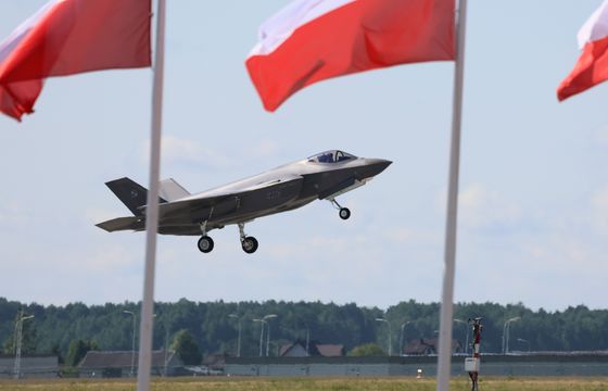 TVN24 zrealizował transmisję z powitania F-35. Ministerstwo w końcu zabrało głos