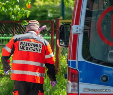 Tragiczny wypadek. Rozciął rękę piłą mechaniczną