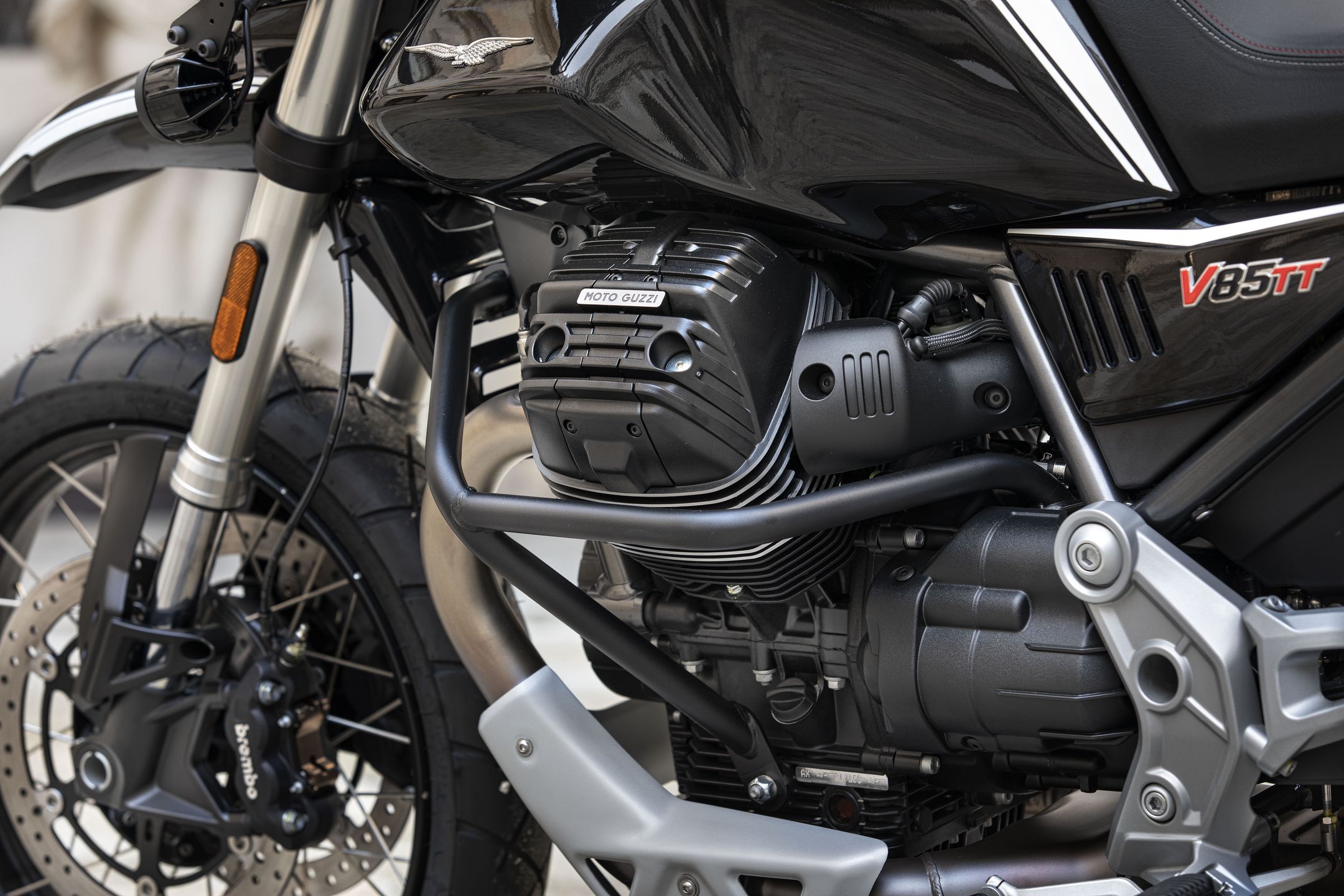 Moto Guzzi V85 TT Guardia d’Onore