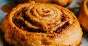Cynamonki inaczej. Puszyste ciasto skrywa nietypowy składnik