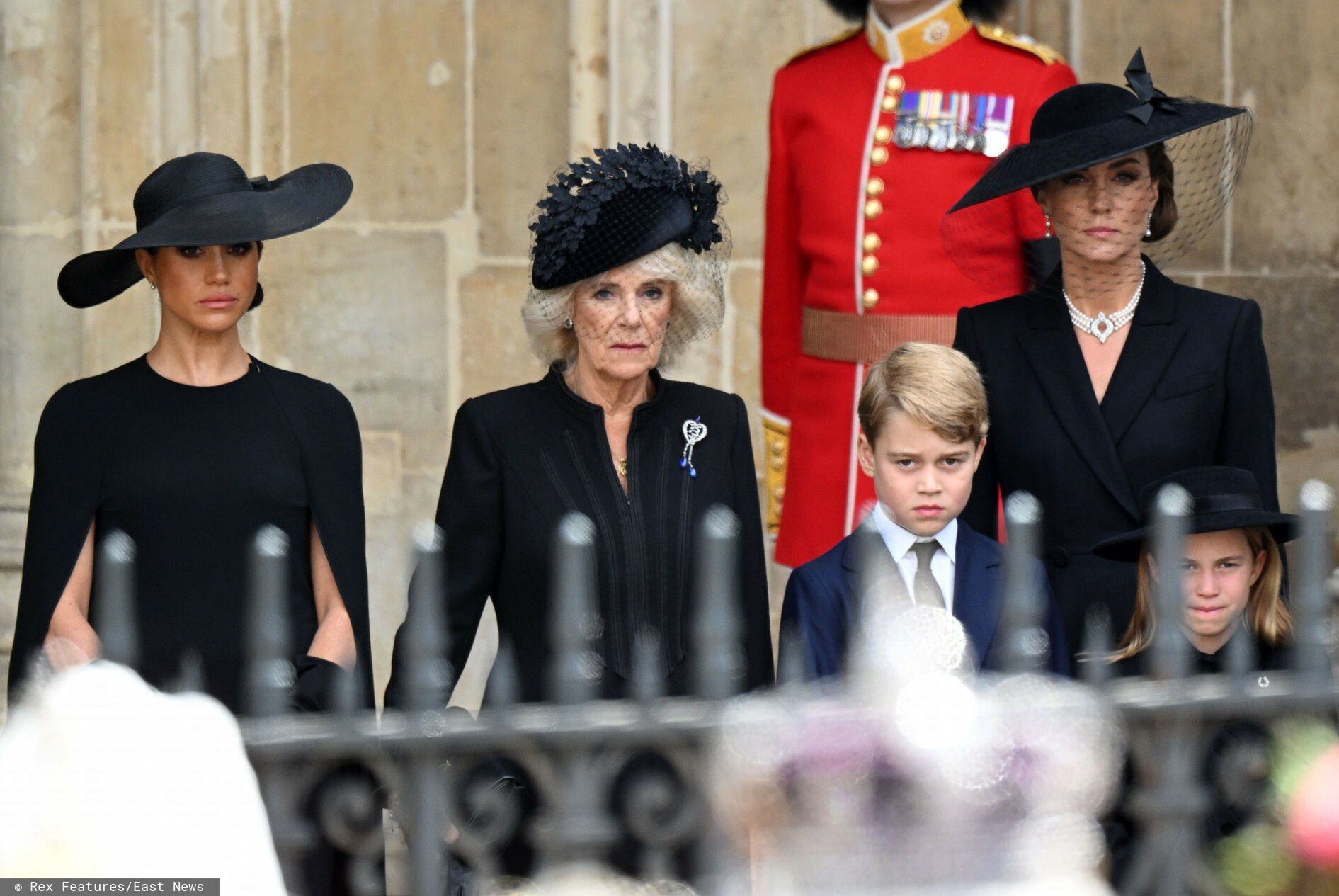 Kate nie chce mieć nic wspólnego z Meghan? Prosiła, żeby "trzymać ją od niej z daleka"