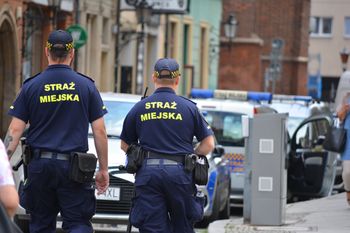 Kiedy samochód może zostać odholowany z ulicy?