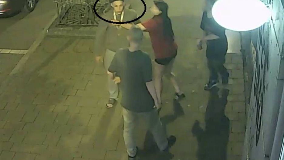 Policja szuka sprawcy pobicia w Katowicach