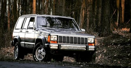 1989 Jeep Cherokee XJ 4.0 Laredo 2WD - produkt niepełnowartościowy?