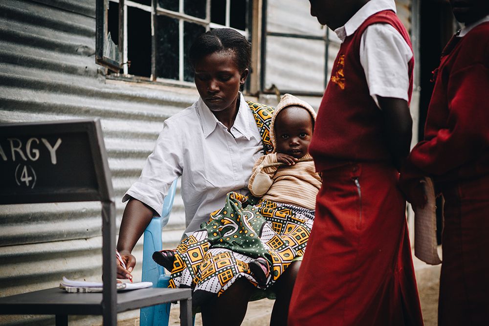 Bruno Roseti odwiedził i sfotografował fascynujące życie plemienia Luo 3