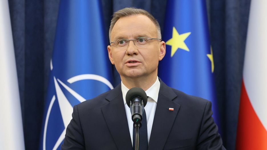 Posiedzenie Rady Gabinetowej
Fot. Piotr Molecki/East News,  Warszawa, 13.02.2024. Posiedzenie Rady Gabinetowej w Palacu Prezydenckim. Prezydent i rzad dyskutowali nt . realizacji strategicznych inwestycji, takich jak Centralny Port Komunikacyjny, kwestii energetyki jadrowej oraz modernizacji polskiej armii. Oswiadczenie prezydenta Andrzeja Dudy (n/z) po zakonczeniu spotkania.
Piotr Molecki