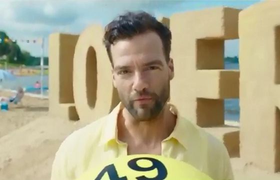 „Jest lato jest Loteriada!” - Conrado Moreno reklamuje Loteriadę (wideo)