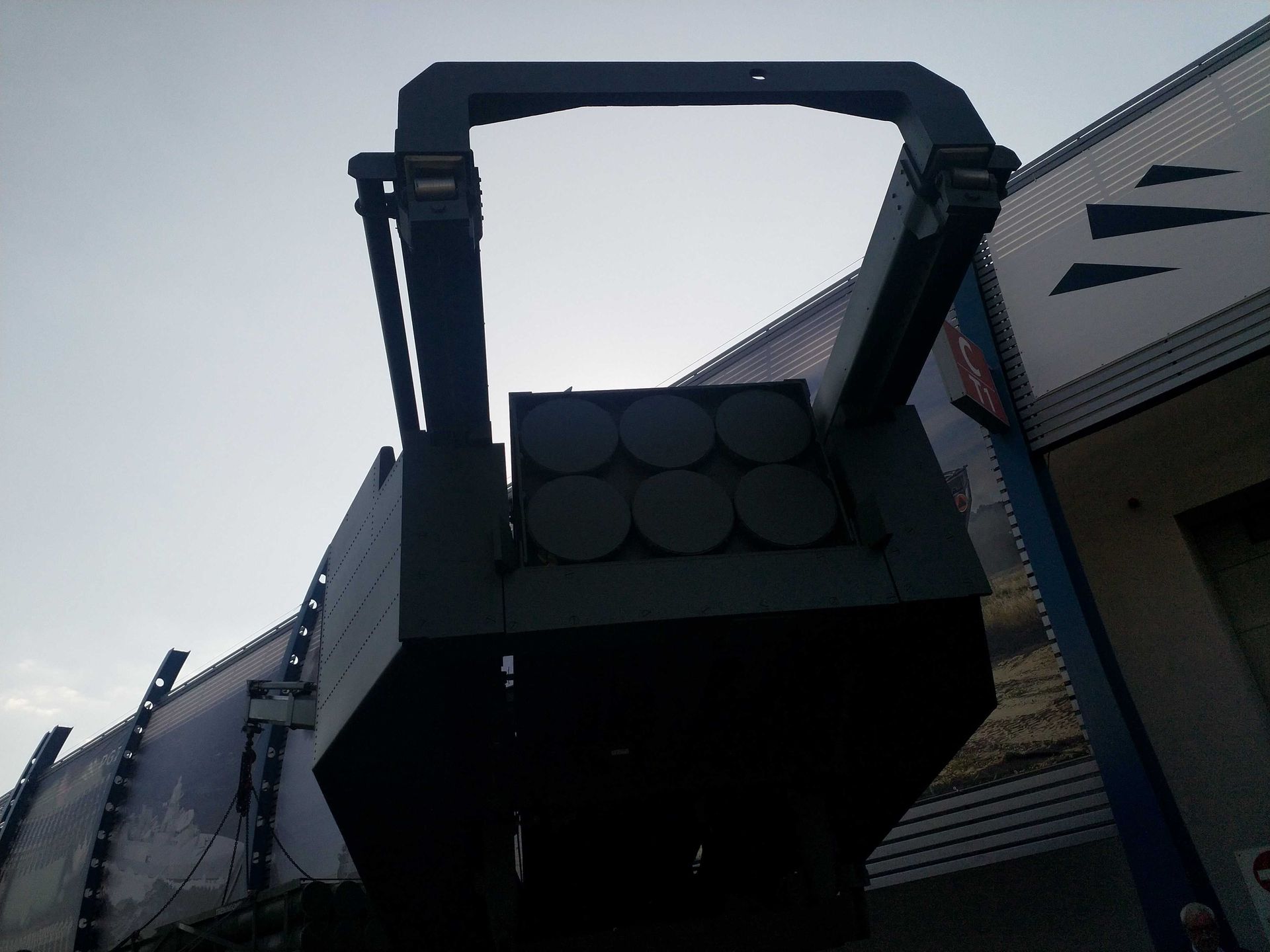 Wyrzutnia M142 HIMARS w wersji spolonizowanej.