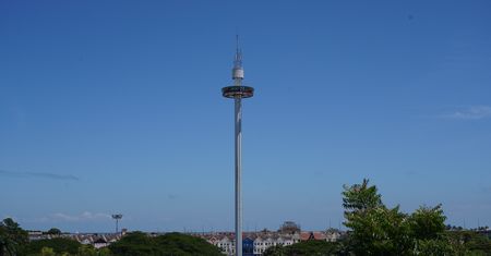 Turyści uwięzieni ponad 80 m nad ziemią. Błyskawiczna akcja ratunkowa