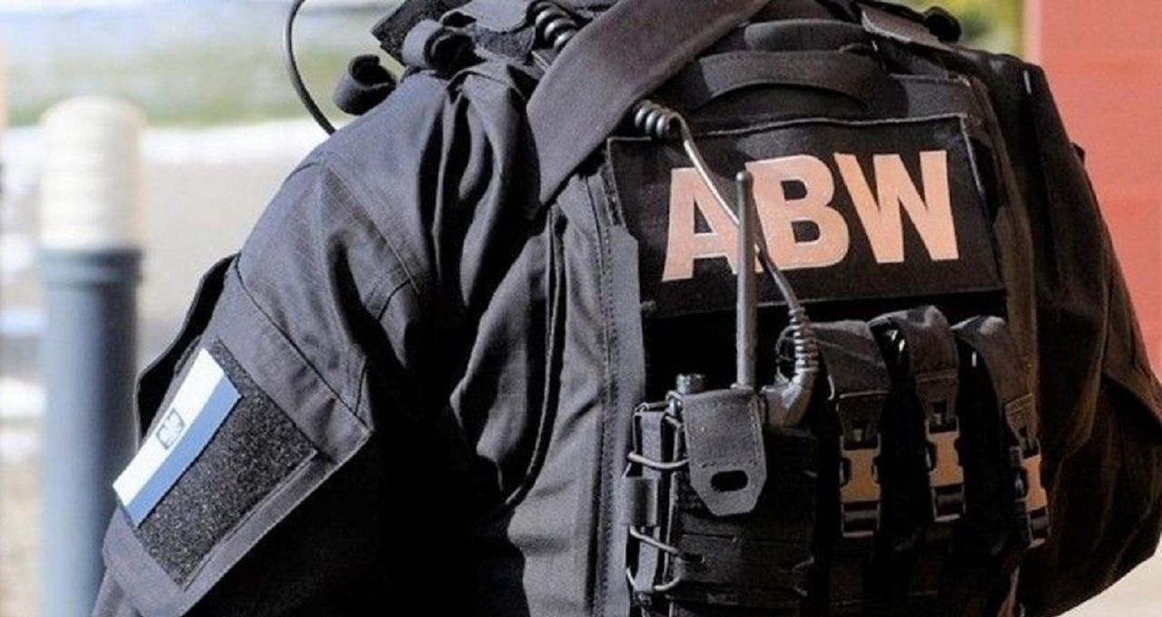 Spór premiera z prezydentem. Dobrzyński wymierza cios rzecznikowi Nawrockiego