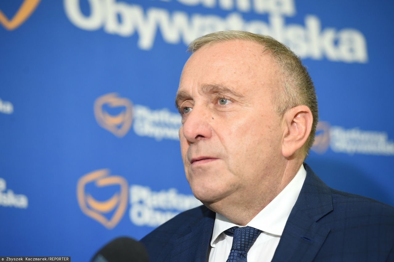 Schetyna o projekcie zmian w ustawie o SN: PiS chce oszukać Komisję Europejską