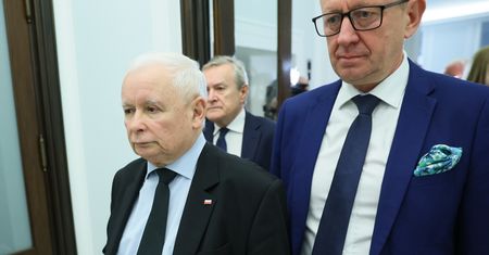 Poseł PiS zaniepokojony. Ujawnił, ile płaci na partię