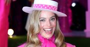 Margot Robbie ZACHWYCA w dwóch kreacjach inspirowanych lalką Barbie na premierze w Seulu (ZDJĘCIA)