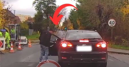 "Napluł oraz zwyzywał". Niesie się nagranie z Chrzanowa